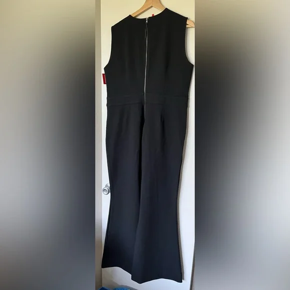 Spanx ‘the perfect sleeveless jumpsuit’ size XL, black, zip up back - Picture 3 of 8